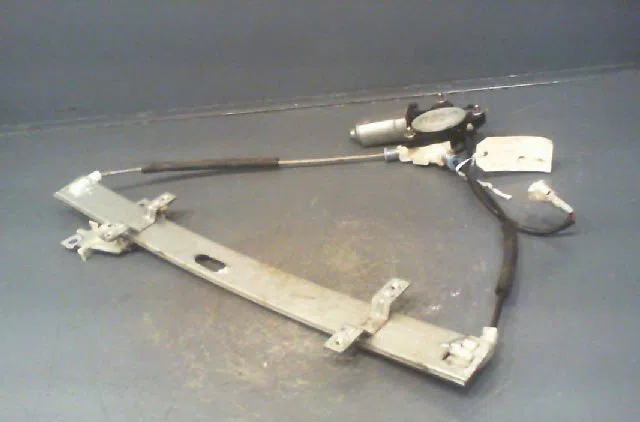 Mecanismemoteur leve-glace avg Suzuki GRAND VITARA I (FT, HT) 2.0 td 4x4 (sq 420d) (1998-2003) occasion