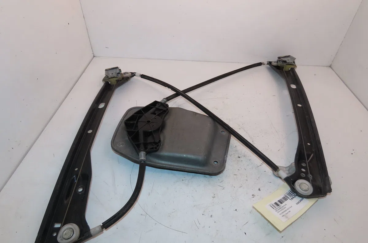Mecanismemoteur leve-glace avg Volkswagen GOLF V (1K1) 2.0 tdi (2003-2008) occasion