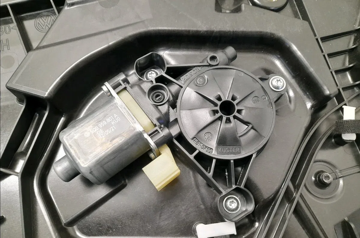 Mecanismemoteur leve-glace avg Volkswagen GOLF VIII (CD1) 1.0 etsi (2020) occasion