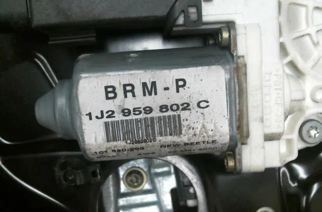 Mecanismemoteur leve-glace avg Volkswagen NEW BEETLE (9C1, 1C1) 1.8 t (1999-2010) occasion