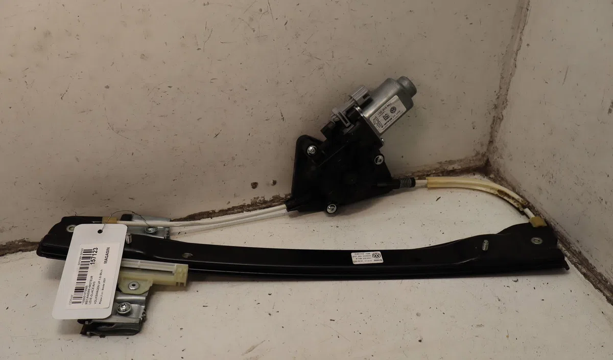 Mecanismemoteur leve-glace avg Volkswagen UP! (121, 122, BL1, BL2, BL3, 123) 1.0 (2011-2020) occasion