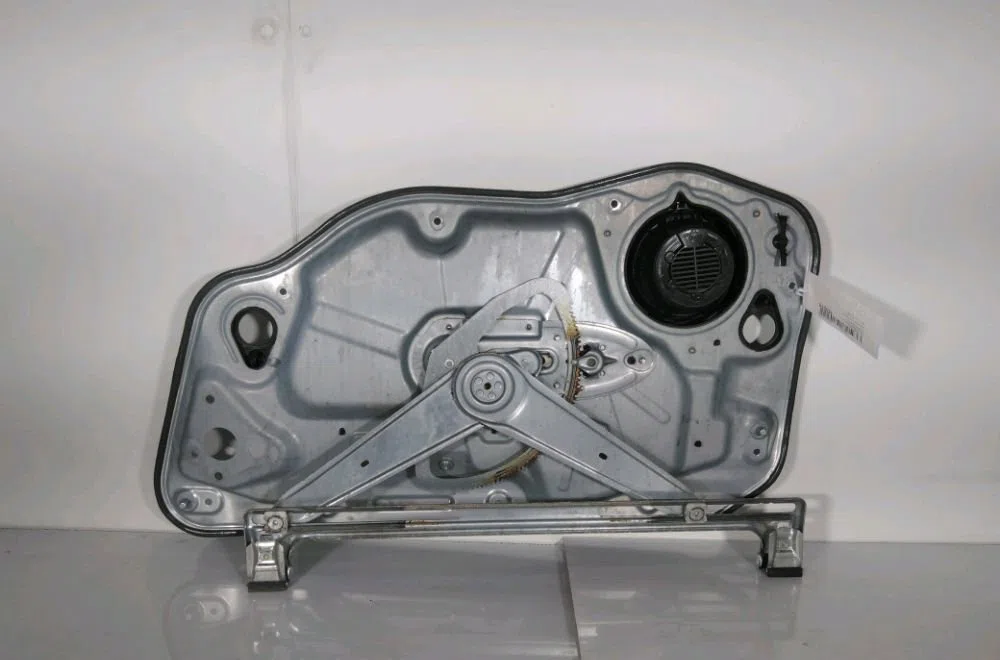 Mecanismemoteur leve-glace avg Volvo V50 (545) 2.0 d (2004-2010) occasion