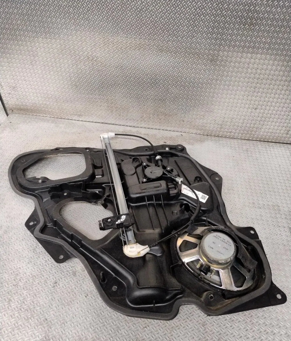 Mecanismemoteur leve-glace porte coulissante d Mazda 3 (BK) 1.6 di turbo (2004-2009) occasion