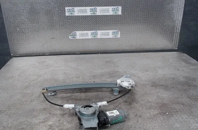 Mecanismemoteur leve-glace porte coulissante d Nissan QASHQAI - QASHQAI 2 I (J10, NJ10, JJ10E) 1.5 dci (2010-2013) 5 por