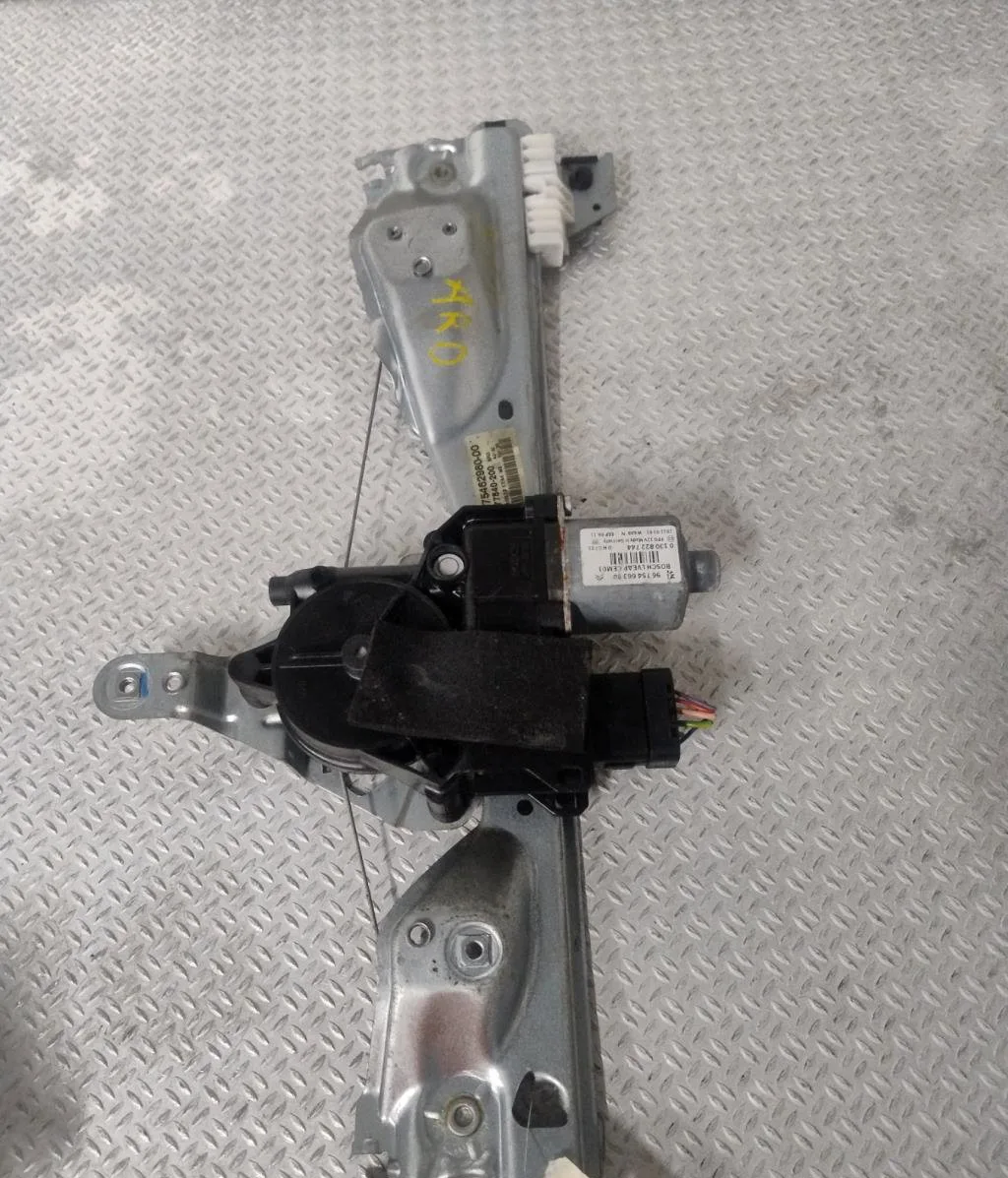 Mecanismemoteur leve-glace porte coulissante d Peugeot 308 I (4A_, 4C_) 1.6 16v (2007-2014) 5 portes occasion