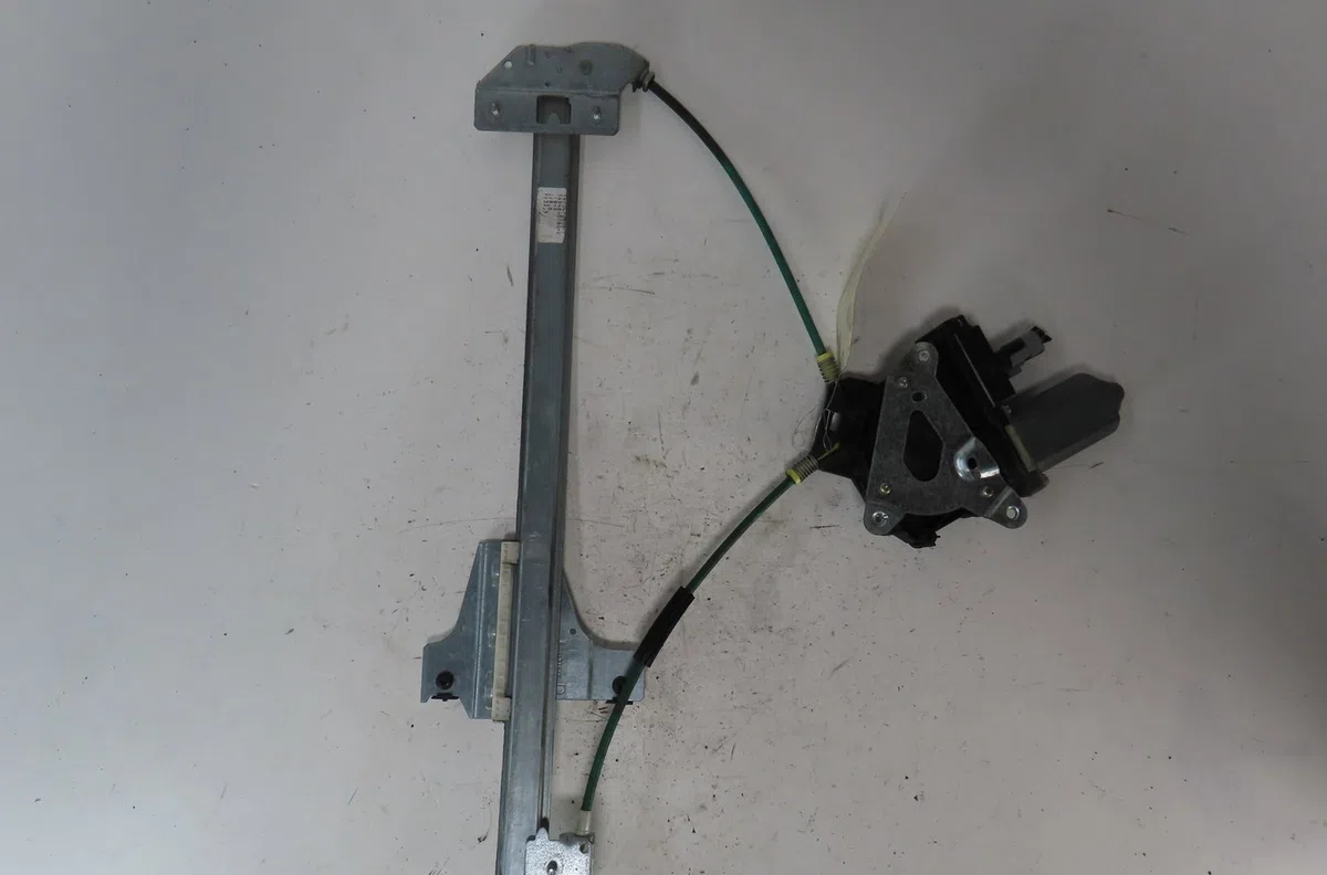 Mecanismemoteur leve-glace porte coulissante d Peugeot 807 (EB_) 2.2 hdi (2002) occasion