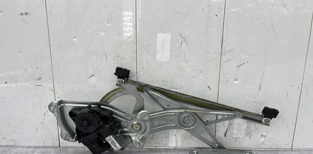 Mecanismemoteur leve-glace porte coulissante d RENAULT GRAND SCENIC 3 PHASE 3 occasion