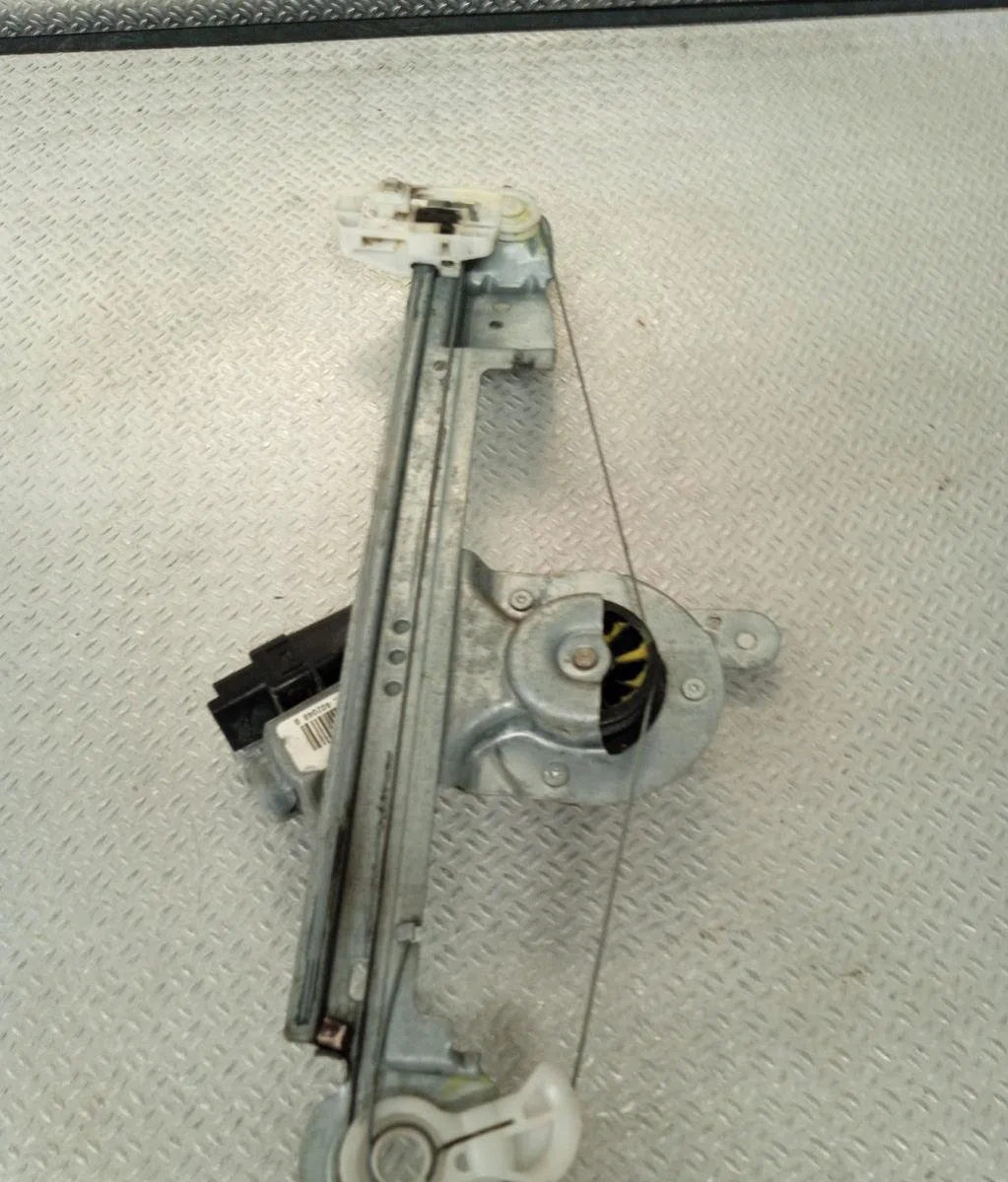 Mecanismemoteur leve-glace porte coulissante d RENAULT SCENIC 2  SCENIC 2 PHASE 2 occasion