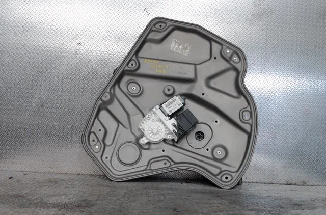 Mecanismemoteur leve-glace porte coulissante d SKODA OCTAVIA 2  OCTAVIA 2 PHASE 2 BREAK occasion