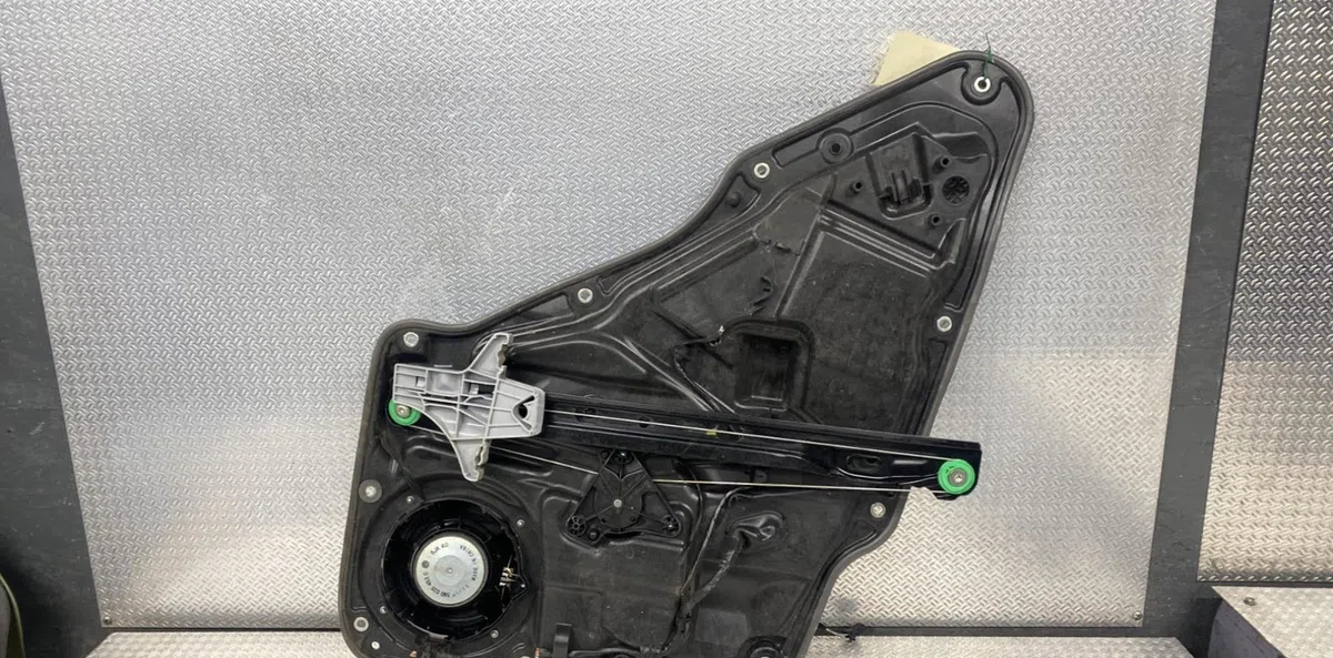 Mecanismemoteur leve-glace porte coulissante d Volkswagen TIGUAN (5N_) 2.0 tdi 4motion (2007-2018) occasion