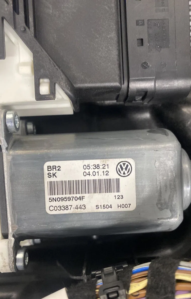 Mecanismemoteur leve-glace porte coulissante d Volkswagen TIGUAN (5N_) 2.0 tdi 4motion (2007-2018) occasion