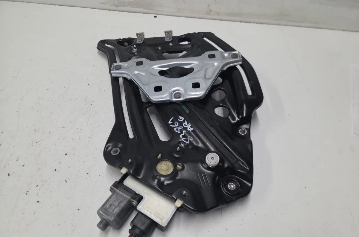 Mecanismemoteur leve-glace porte coulissante g AUDI A3 3 CABRIO PHASE 2 occasion