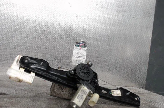 Mecanismemoteur leve-glace porte coulissante g Bmw 1 (F20) 116 i (2015-2019) occasion