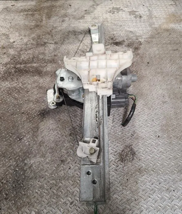 Mecanismemoteur leve-glace porte coulissante g Ford MONDEO III (B5Y) 2.0 16v tddi - tdci (2000-2007) 5 portes occasion