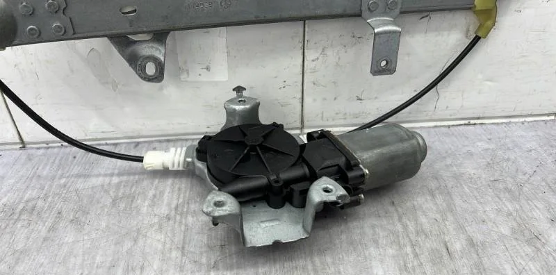 Mecanismemoteur leve-glace porte coulissante g NISSAN ALMERA TINO PHASE 2 occasion
