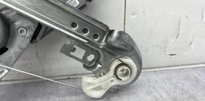 Mecanismemoteur leve-glace porte coulissante g PEUGEOT 307 PHASE 2 occasion