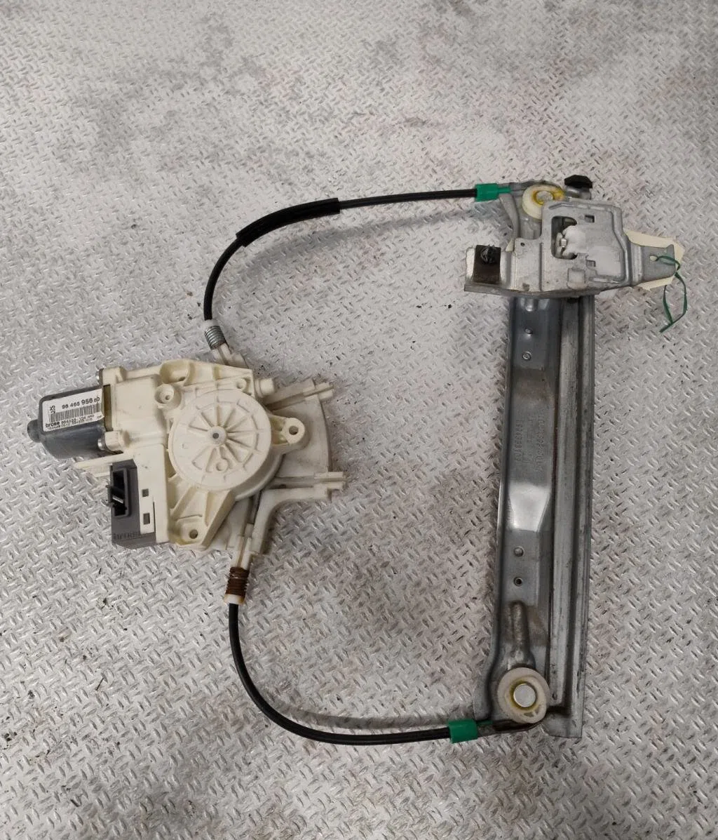 Mecanismemoteur leve-glace porte coulissante g Peugeot 407 (6D_) 2.0 hdi 135 (6drhrh, 6drhre, 6drhrg, 6drhrj) (2004-2010