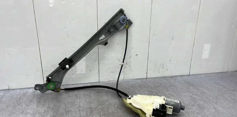 Mecanismemoteur leve-glace porte coulissante g RENAULT LAGUNA 3 PHASE 2 occasion