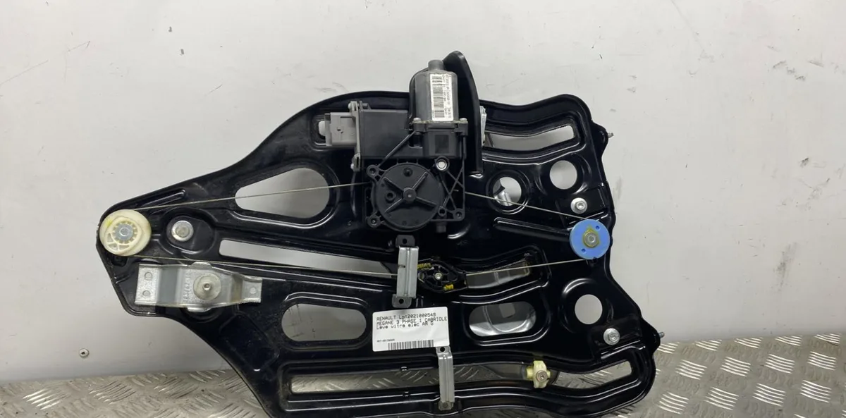 Mecanismemoteur leve-glace porte coulissante g RENAULT MEGANE 3 PHASE 1 CABRIOLET occasion