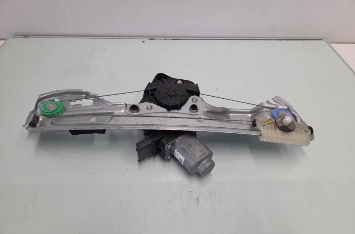 Mecanismemoteur leve-glace porte coulissante g RENAULT MEGANE 4 PHASE 1 occasion