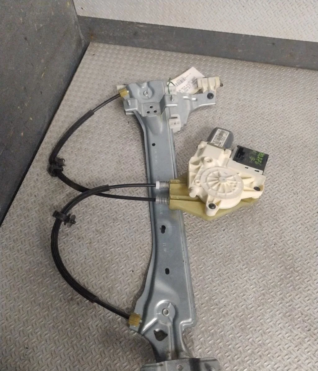 Mecanismemoteur leve-glace porte coulissante g Renault MEGANE III 3-5 portes (BZ0-1_, B3_) 1.9 dci (bz0n, bz0j) (2008) o