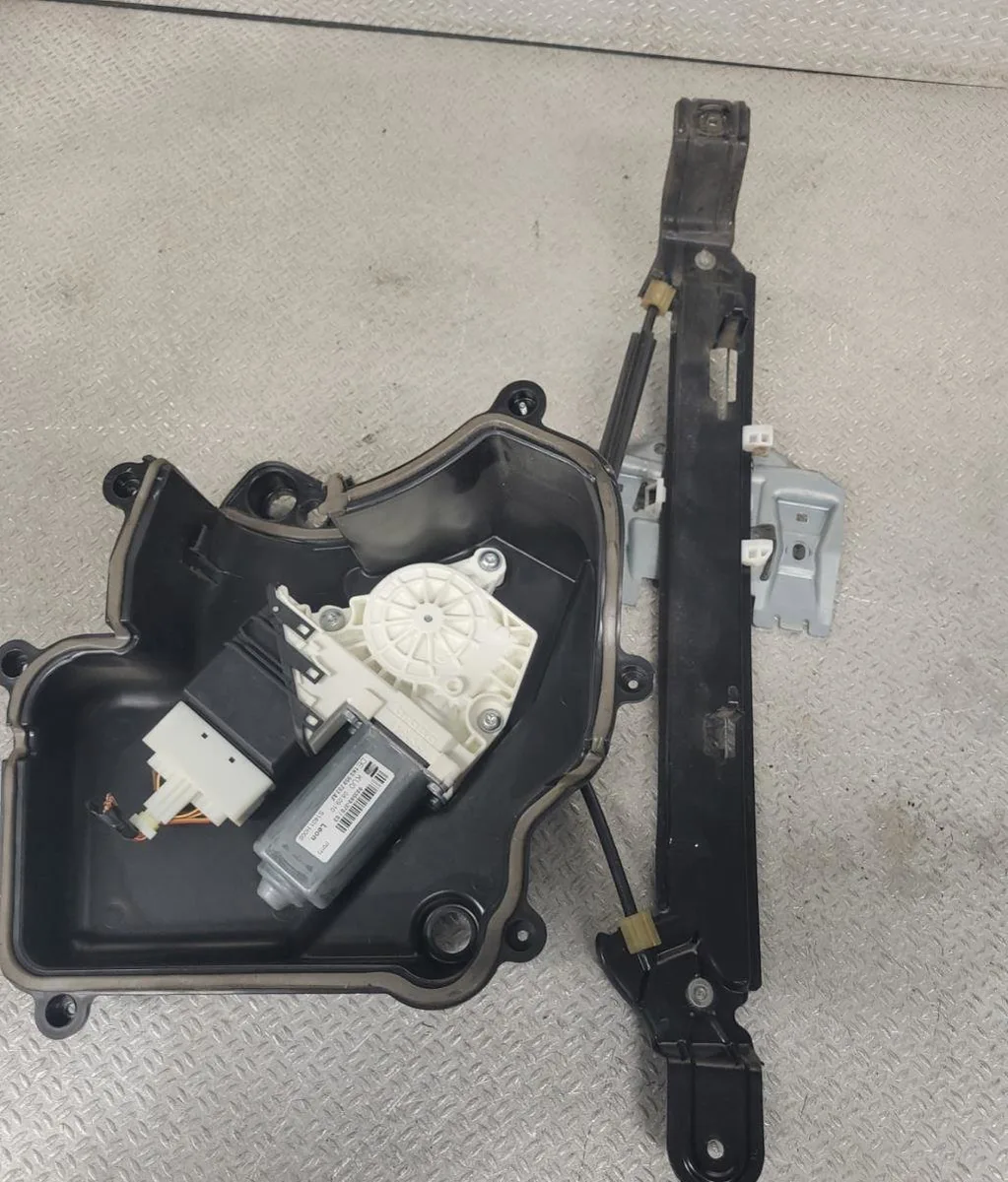 Mecanismemoteur leve-glace porte coulissante g Seat LEON (1P1) 2.0 tdi (2005-2010) occasion