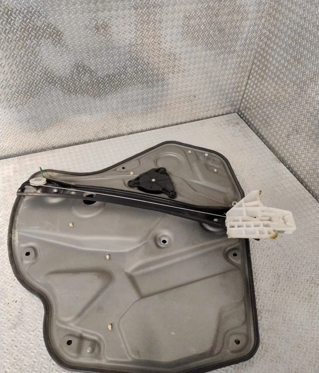 Mecanismemoteur leve-glace porte coulissante g Skoda OCTAVIA II (1Z3) 1.9 tdi (2004-2010) occasion