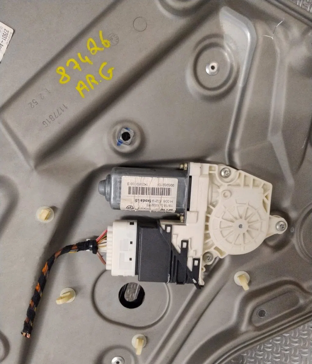 Mecanismemoteur leve-glace porte coulissante g Skoda OCTAVIA II (1Z3) 1.9 tdi (2004-2010) occasion
