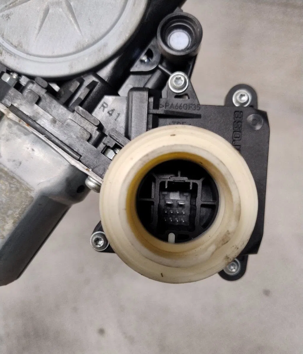 Mecanismemoteur leve-glace porte coulissante g Toyota AURIS (_E15_) 2.0 d-4d (ade150_) (2006-2012) occasion