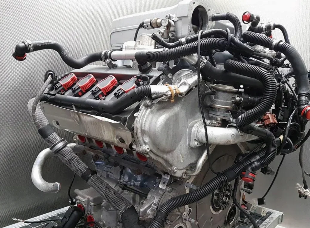 Moteur Complet Audi R8 4 2fsi V8 420cv Byh