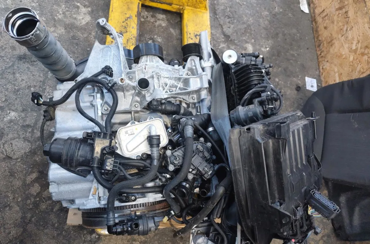 Moteur complet Bmw X1 (U11) Xdrive 25 e plug-in-hybrid (2022) occasion