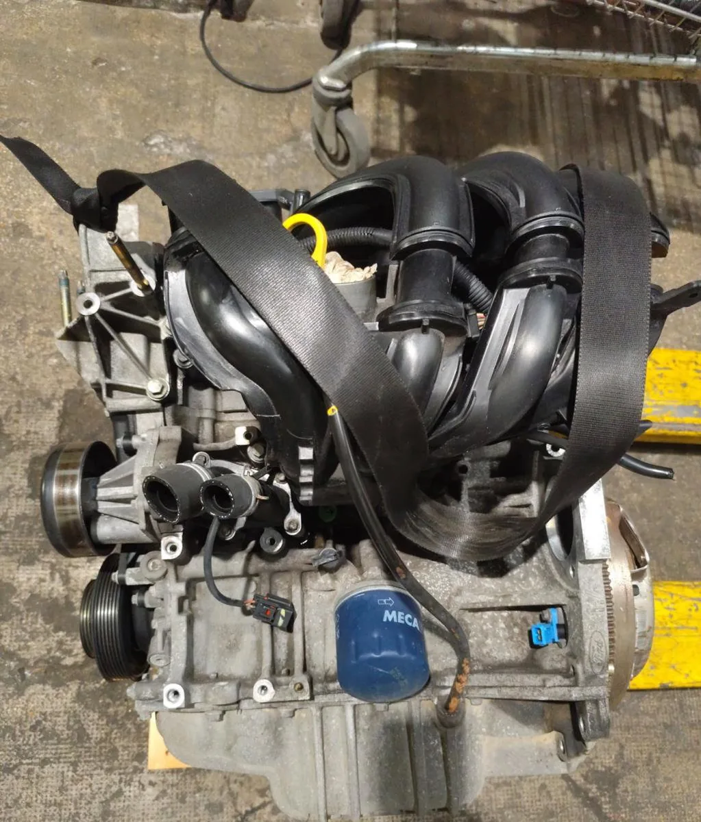 Moteur complet Ford FIESTA V (JH_, JD_) 1.4 16v (2001-2008) 5 portes occasion