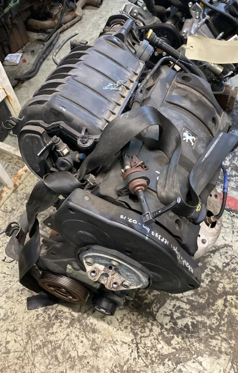 Moteur complet Peugeot 1007 (KM_) 1.6 16v (2005) occasion