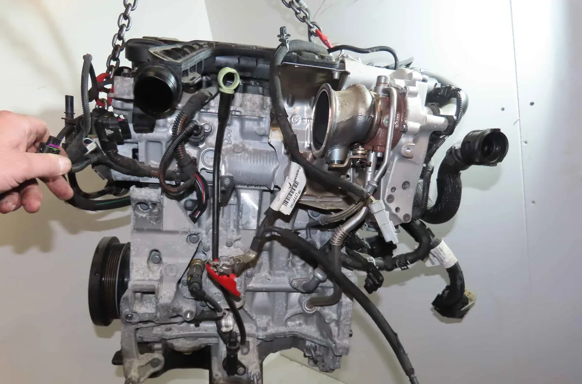 Moteur complet PEUGEOT 2008 II occasion