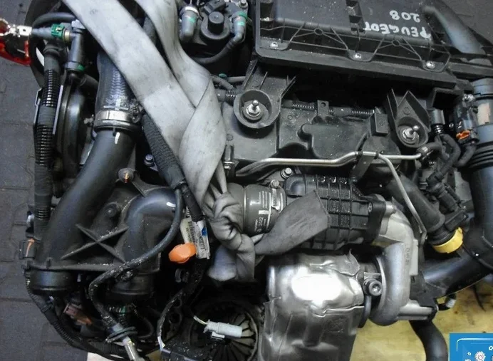 Moteur Complet Peugeot 208 1 6ehdi