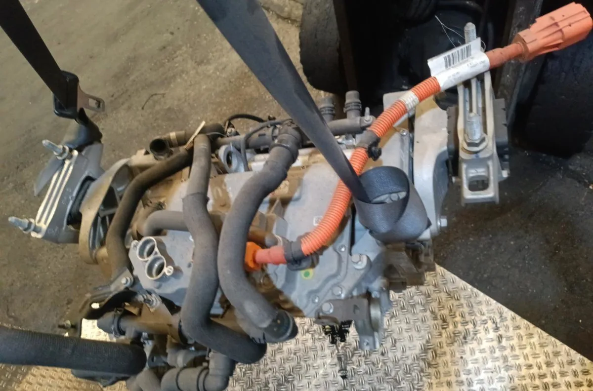 Moteur complet Peugeot 208 II (UB_, UP_, UW_, UJ_) E-208 (2019) occasion