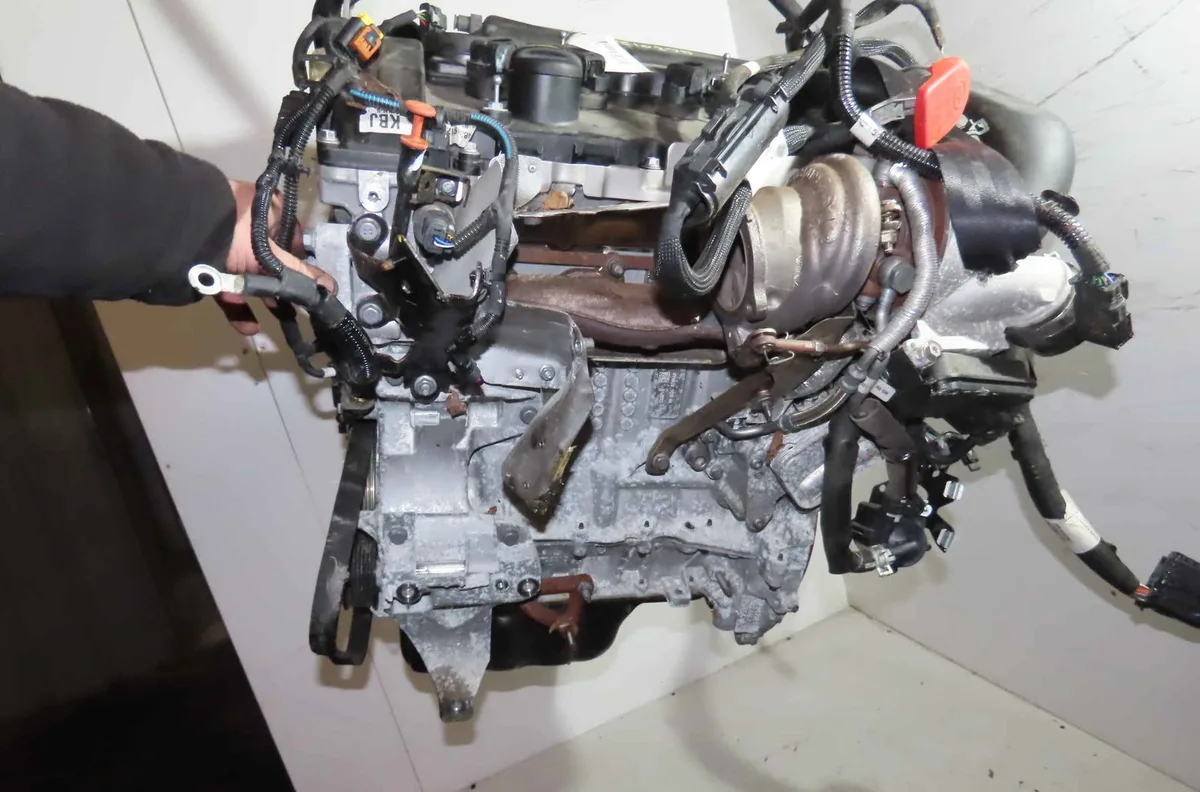 Moteur complet PEUGEOT 3008 II occasion