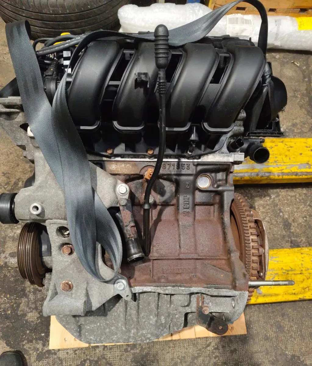 Moteur complet Renault CLIO II (BB_, CB_) 1.2 16v (bb05, bb0w, bb11, bb27, bb2t, bb2u, bb2v, cb05,... (2001-2016) 3 port