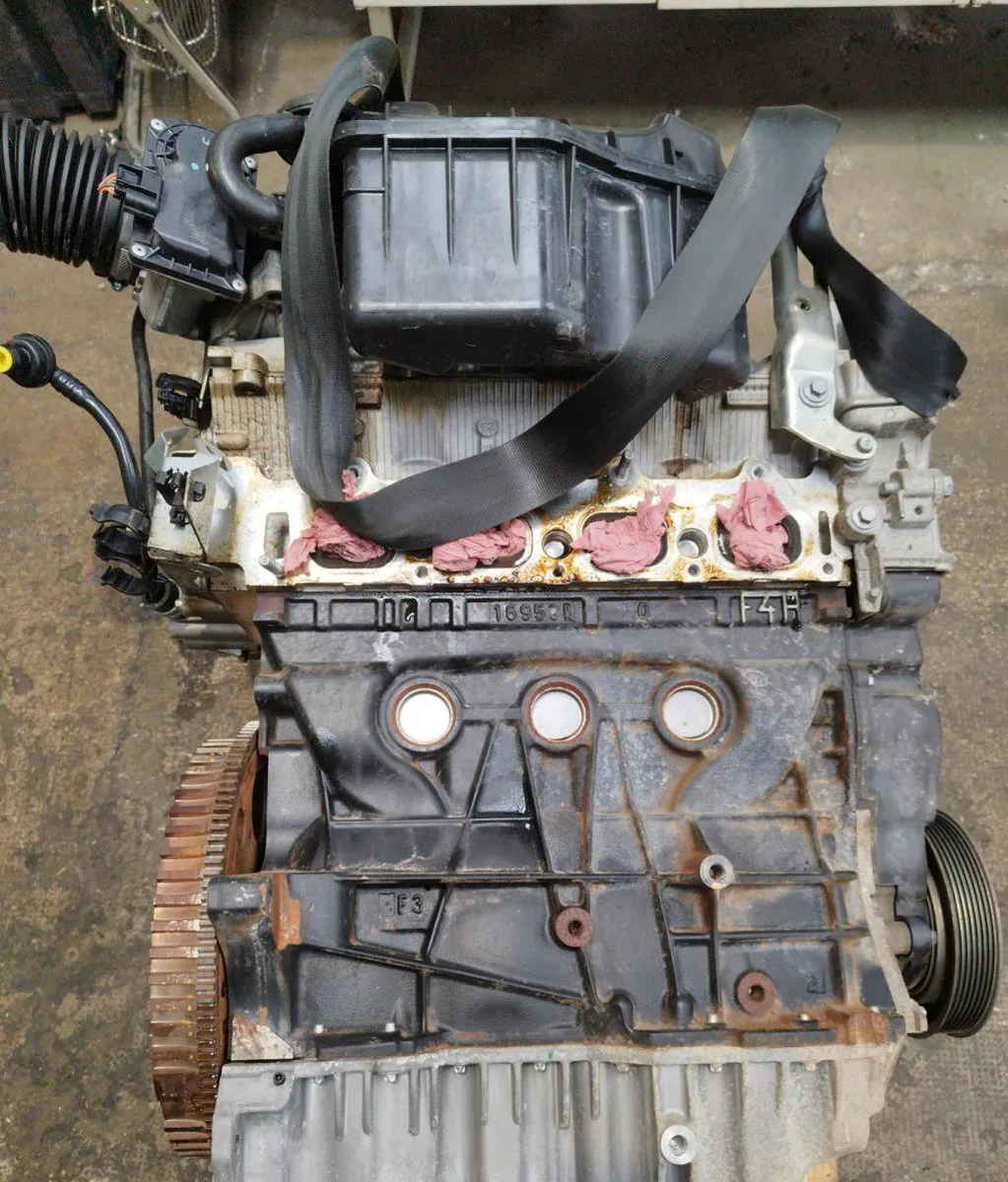 Moteur complet Renault DUSTER (HS_) 1.5 dci 4x4 (hsmd) (2013-2018) occasion