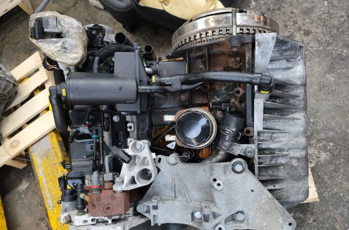 Moteur complet Renault SCÉNIC II (JM0-1_) 1.9 dci (jm14) (2005-2008) 5 portes occasion