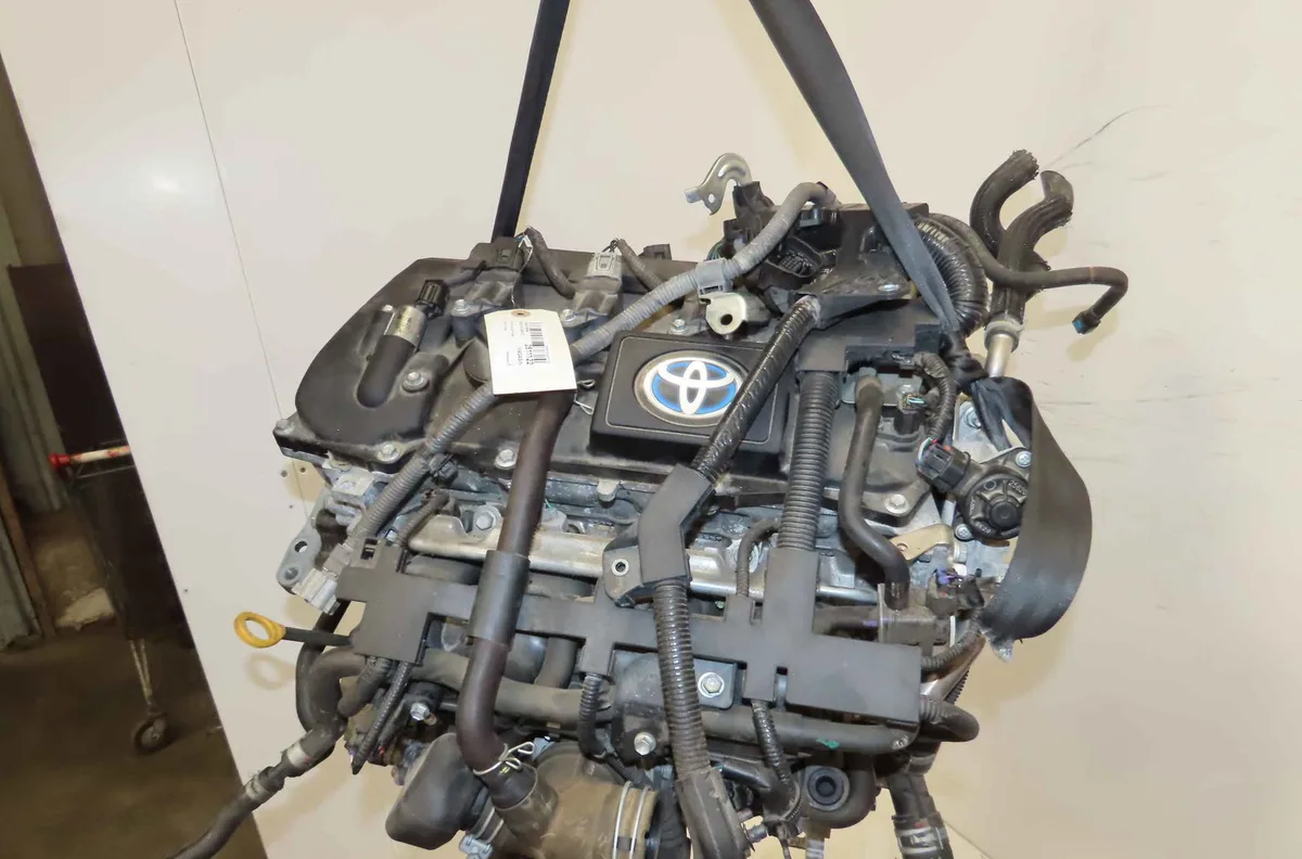 Moteur complet TOYOTA C-HR occasion