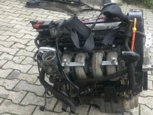 Moteur Complet Volkswagen Polo Iv RestyléE 1 4 I 16v 75cv Aub