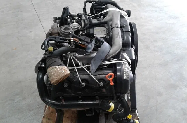 Moteur diesel AUDI A4 I 2001 occasion