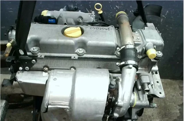 Moteur diesel Opel VECTRA C GTS (Z02) 2.2 dti 16v (f68) (2002-2006) occasion