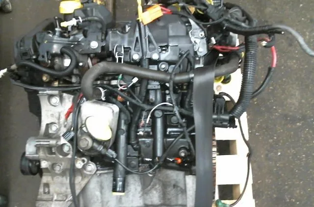 Moteur diesel Renault CLIO III (BR0-1, CR0-1) 1.5 dci (c-br0g, c-br1g) (2005-2012) 5 portes occasion