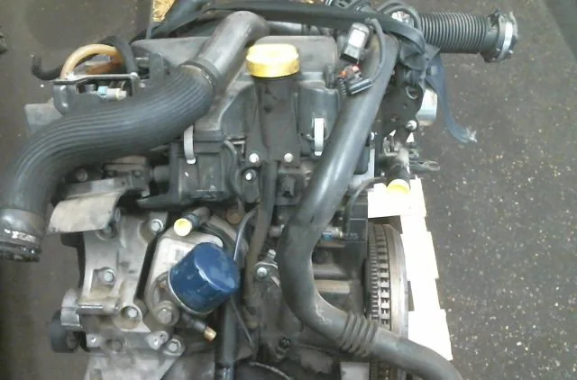 Moteur diesel Renault MEGANE III 3-5 portes (BZ0-1_, B3_) 1.5 dci (bz09, bz0d, bz1w, bz29, bz14) (2009) 5 portes occasio