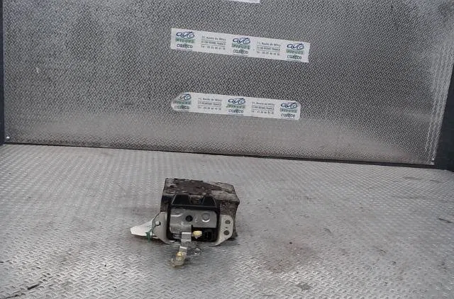 Moteur electrique de hayon-coffre CHEVROLET AVEO 1 occasion