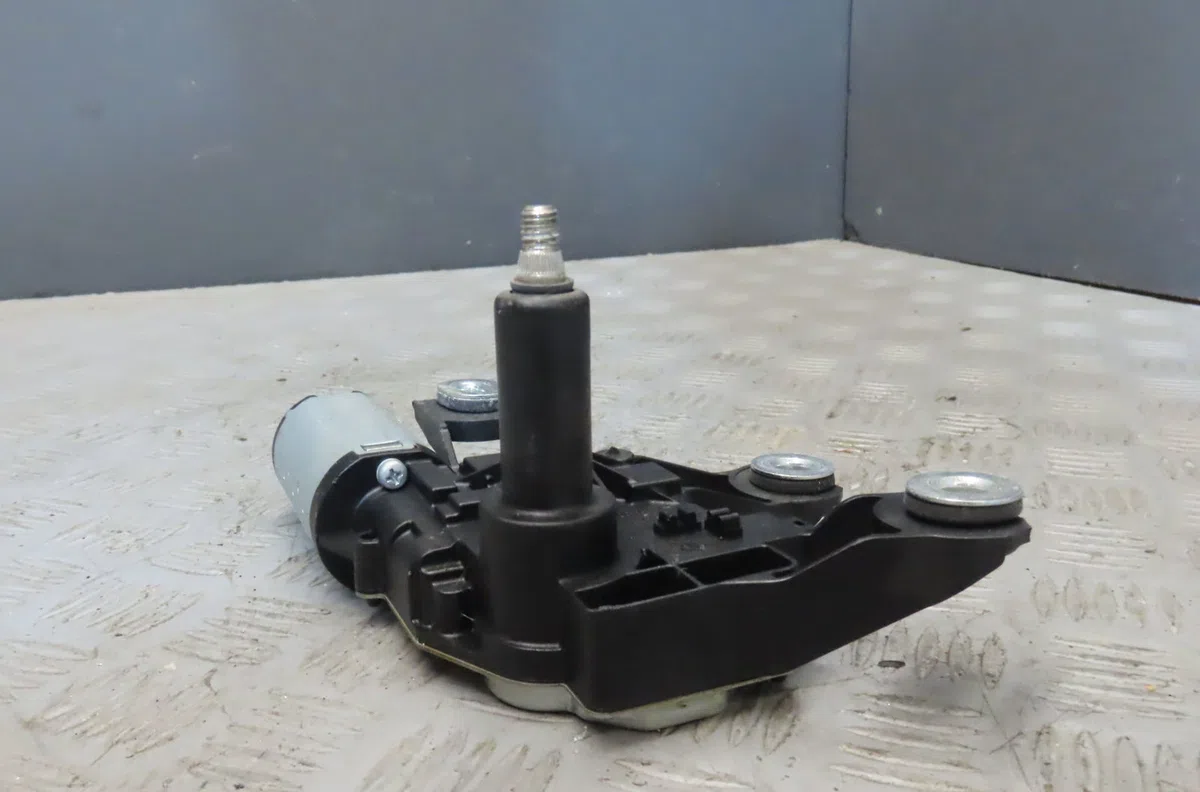 Moteur electrique de hayon-coffre FORD FIESTA 2007 occasion