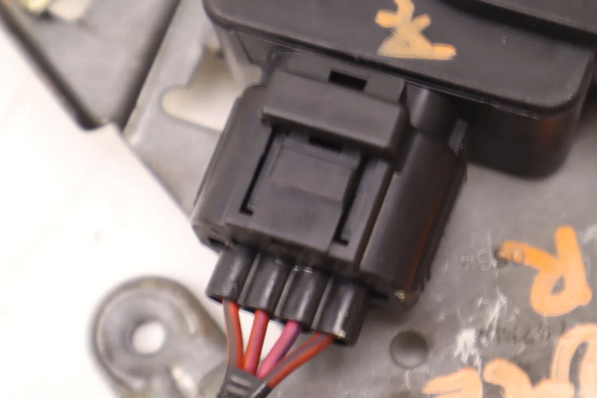 Moteur electrique de hayon-coffre Jeep GRAND CHEROKEE II (WJ, WG) 2.7 crd 4x4 (2001-2005) occasion