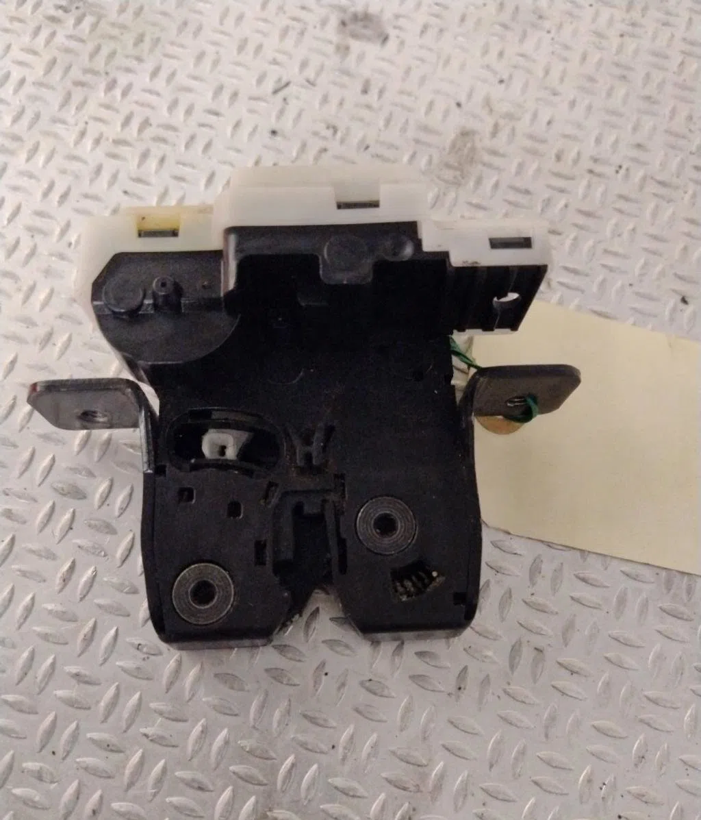 Moteur electrique de hayon-coffre RENAULT CLIO 3  CLIO 3 PHASE 2 BREAK occasion